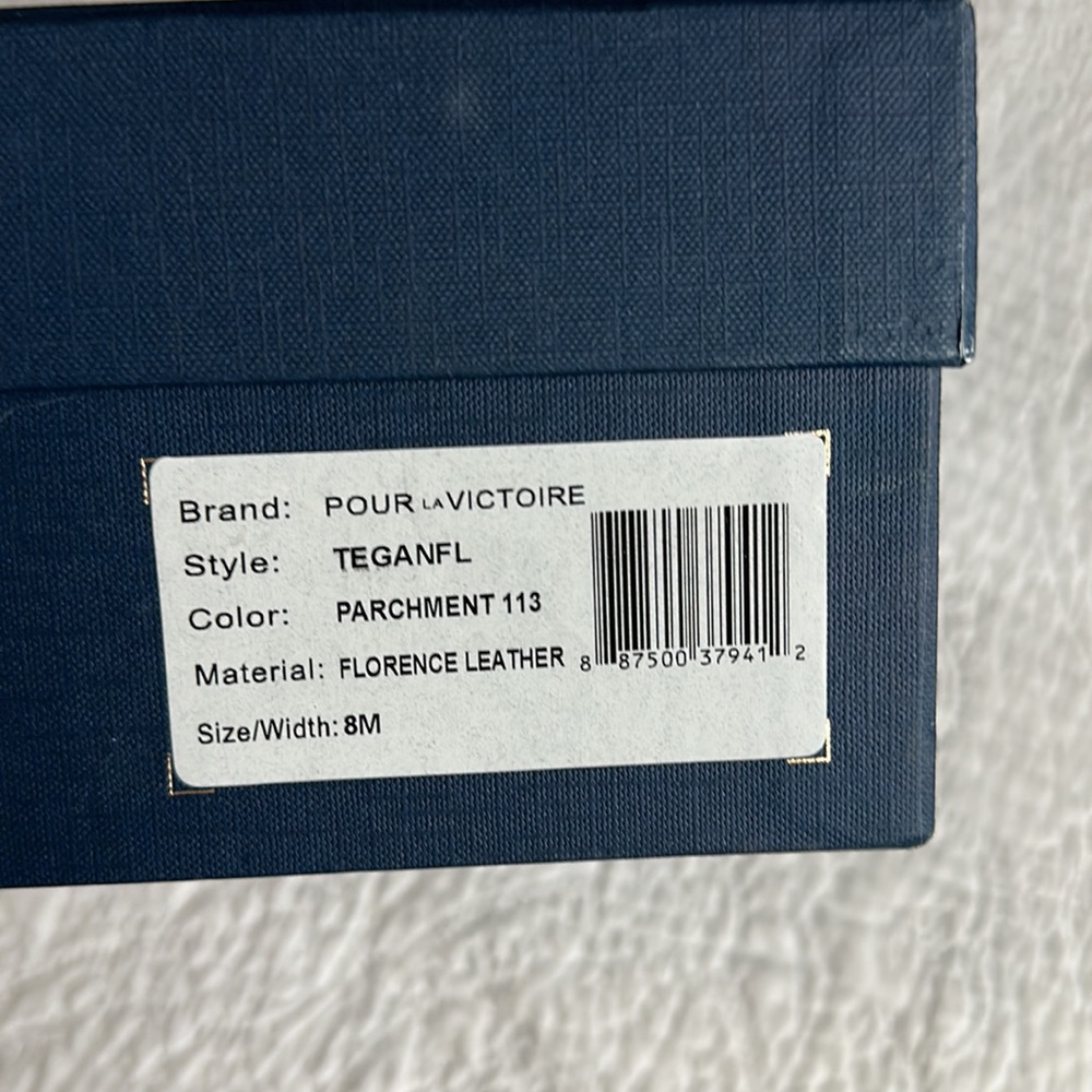 Pour La Victoire tan loafers - Picture 7 of 7
